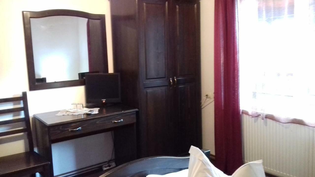 Pensiunea Vladut Bran (Brasov) Exterior foto
